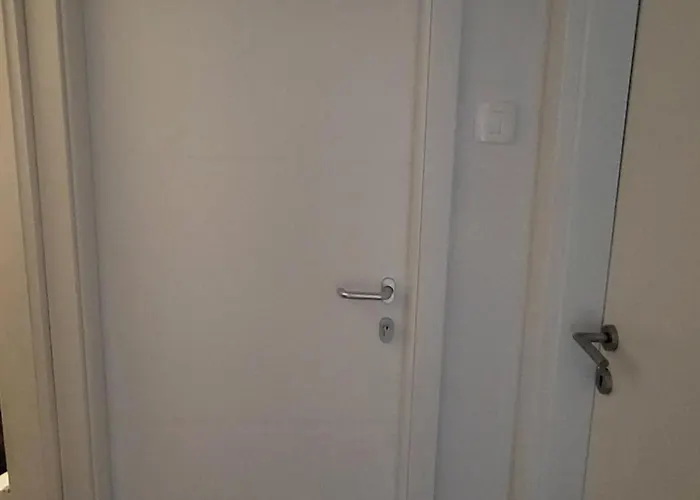 Apartma Jelena 科佩尔