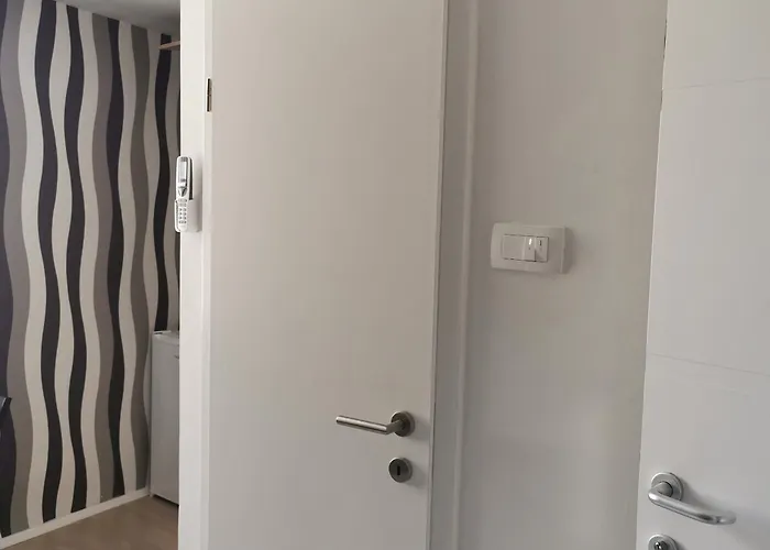 公寓 Apartma Jelena 科佩尔